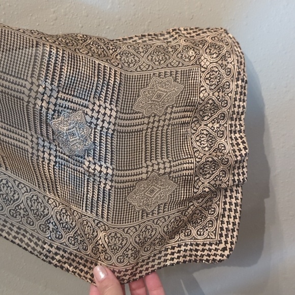 Vintage Scarf Weaved Gold Thread - Picture 2 of 7